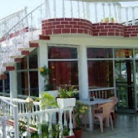 Hotel Casa Di William Khajuraho Ngoại thất bức ảnh