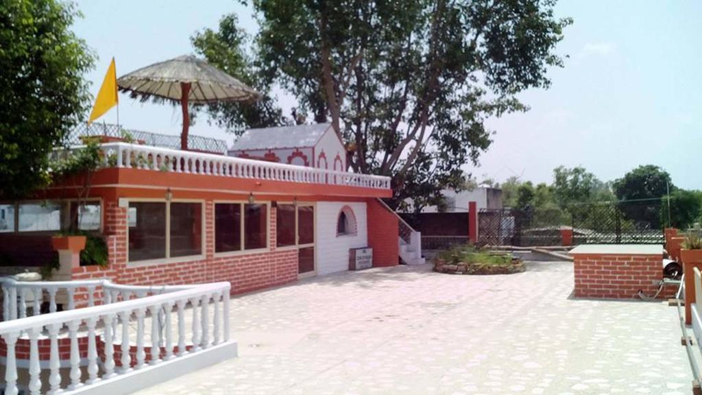Hotel Casa Di William Khajuraho Ngoại thất bức ảnh