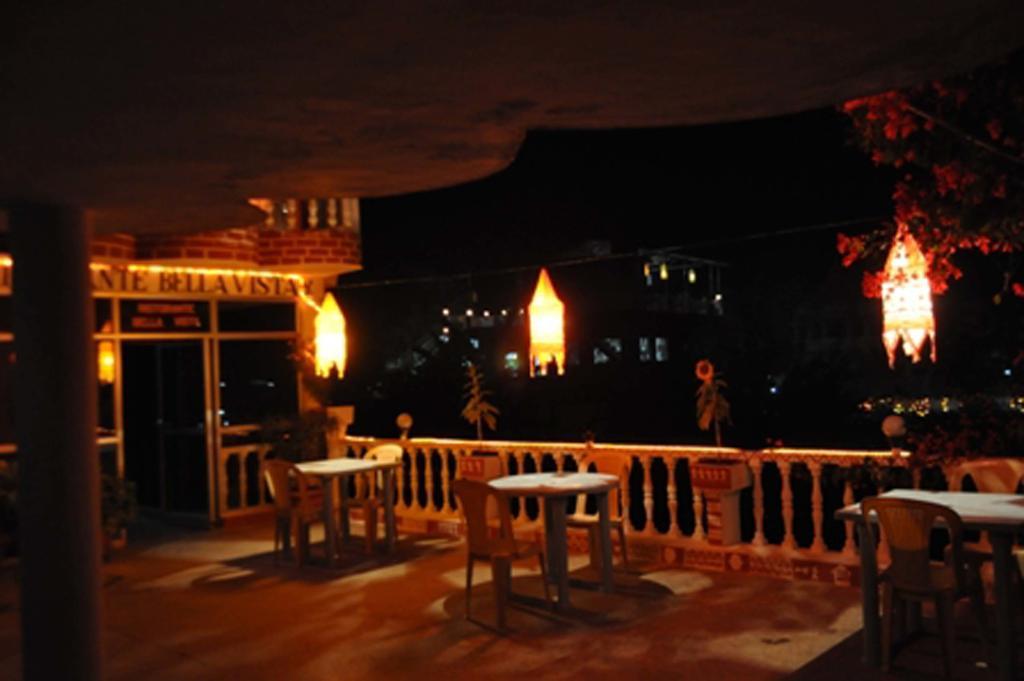 Hotel Casa Di William Khajuraho Ngoại thất bức ảnh